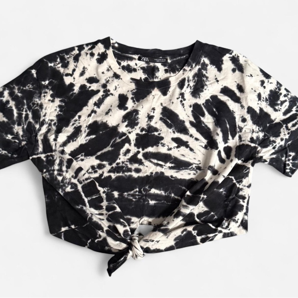 Zara Monochrome Tie-Dye Short Sleeve Top